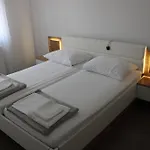 Daire House Emjalemi Pula