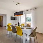 House Emjalemi Daire Pula