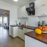 House Emjalemi