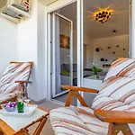 House Emjalemi * Pula
