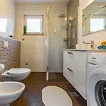 House Emjalemi *