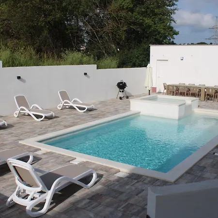 House Emjalemi Διαμέρισμα *