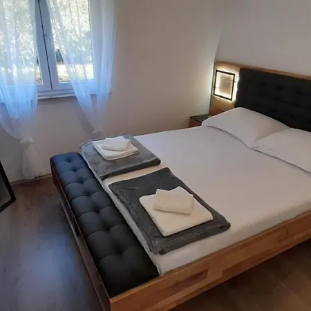 House Emjalemi Apartment