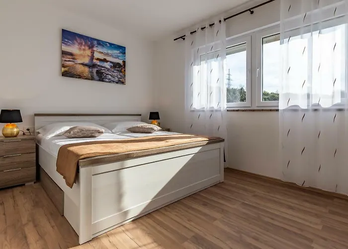 Appartamento House Emjalemi